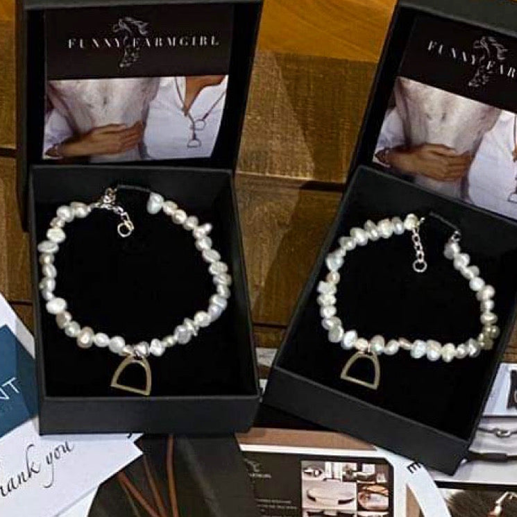 Keshi Pearl Bracelet with stirrup charm